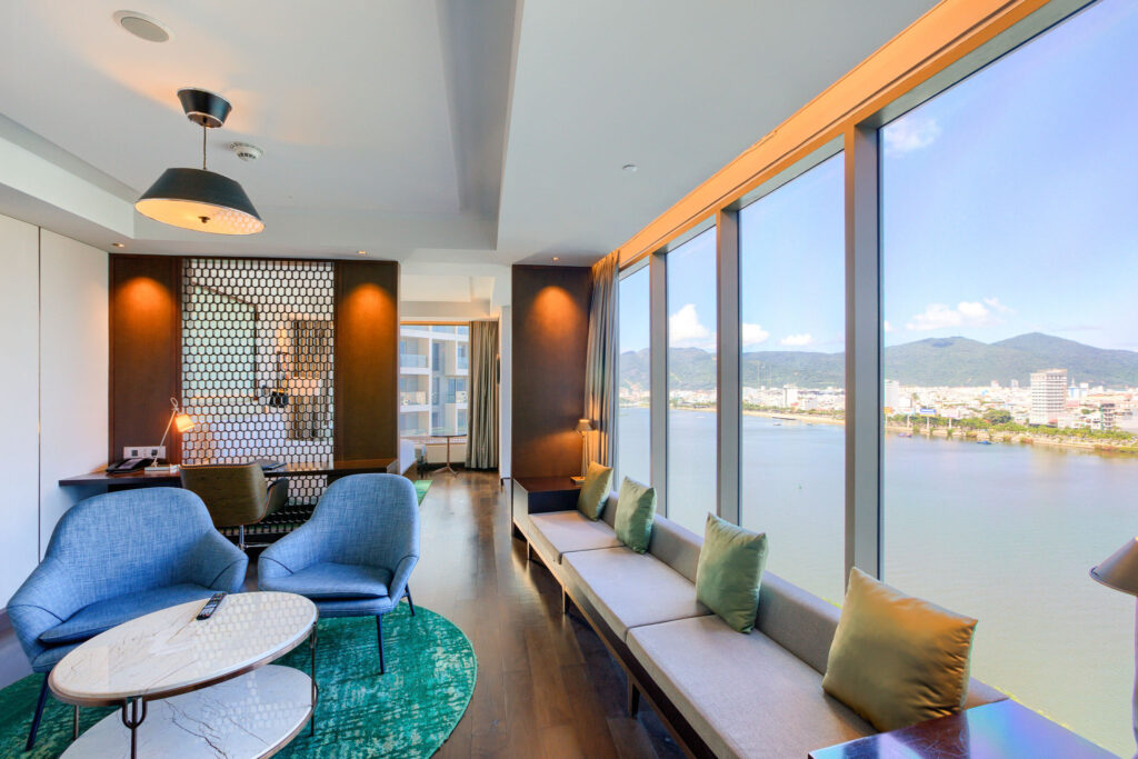 Hilton Da Nang, image 13